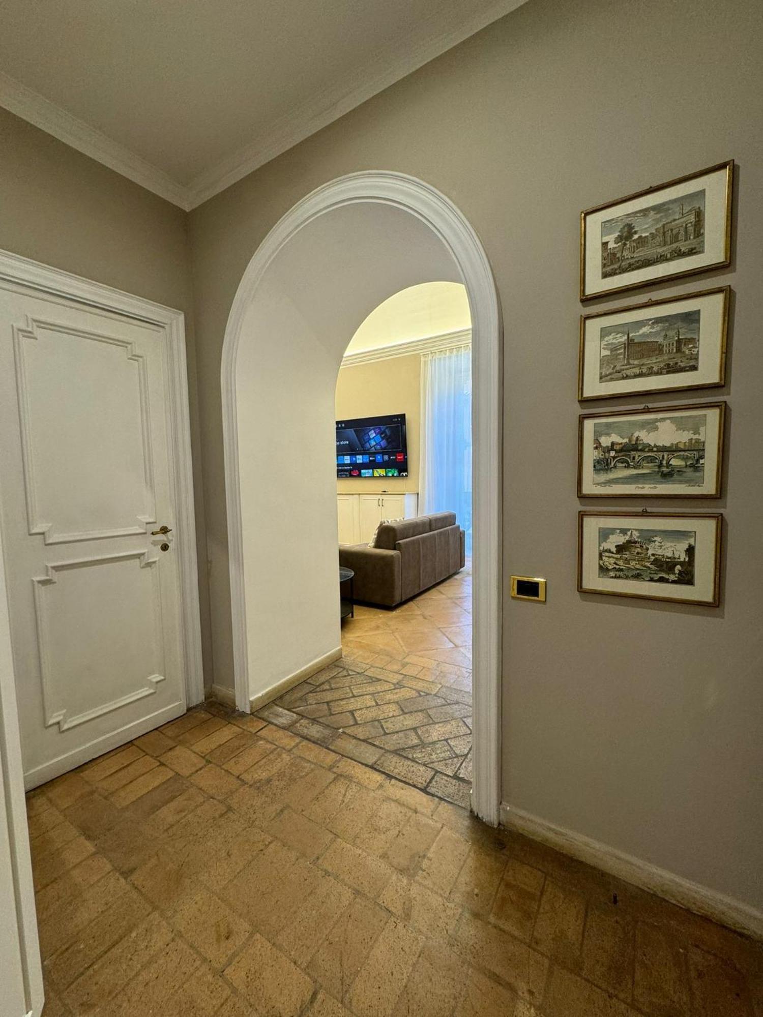 Lux Apartment Cavour Rome Buitenkant foto