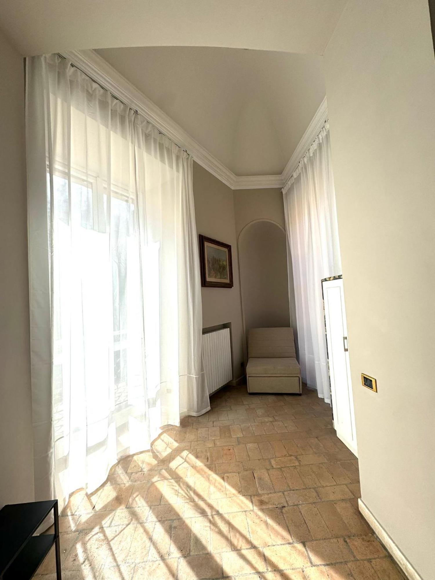Lux Apartment Cavour Rome Buitenkant foto