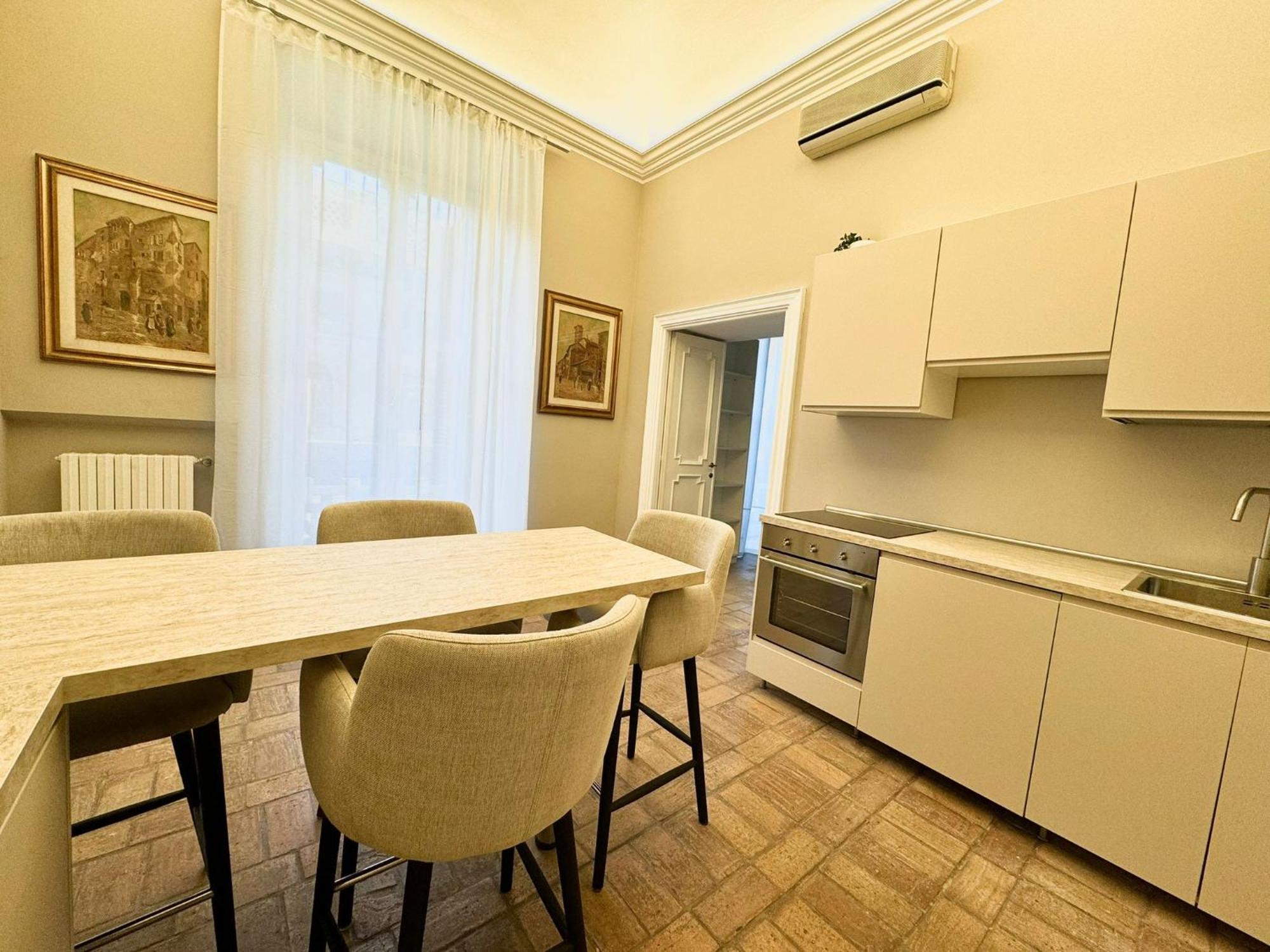 Lux Apartment Cavour Rome Buitenkant foto