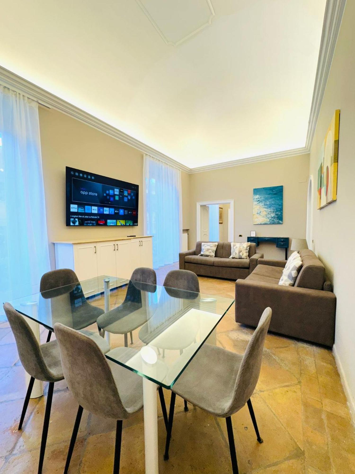 Lux Apartment Cavour Rome Buitenkant foto